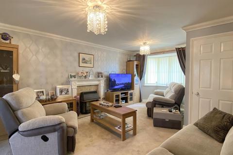1 Ashtree Gardens, Carlton Colville, Lowestoft, NR33 8SR