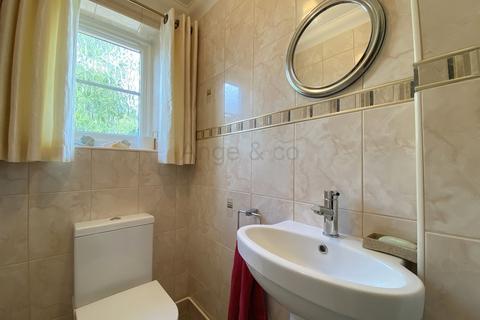1 Ashtree Gardens, Carlton Colville, Lowestoft, NR33 8SR
