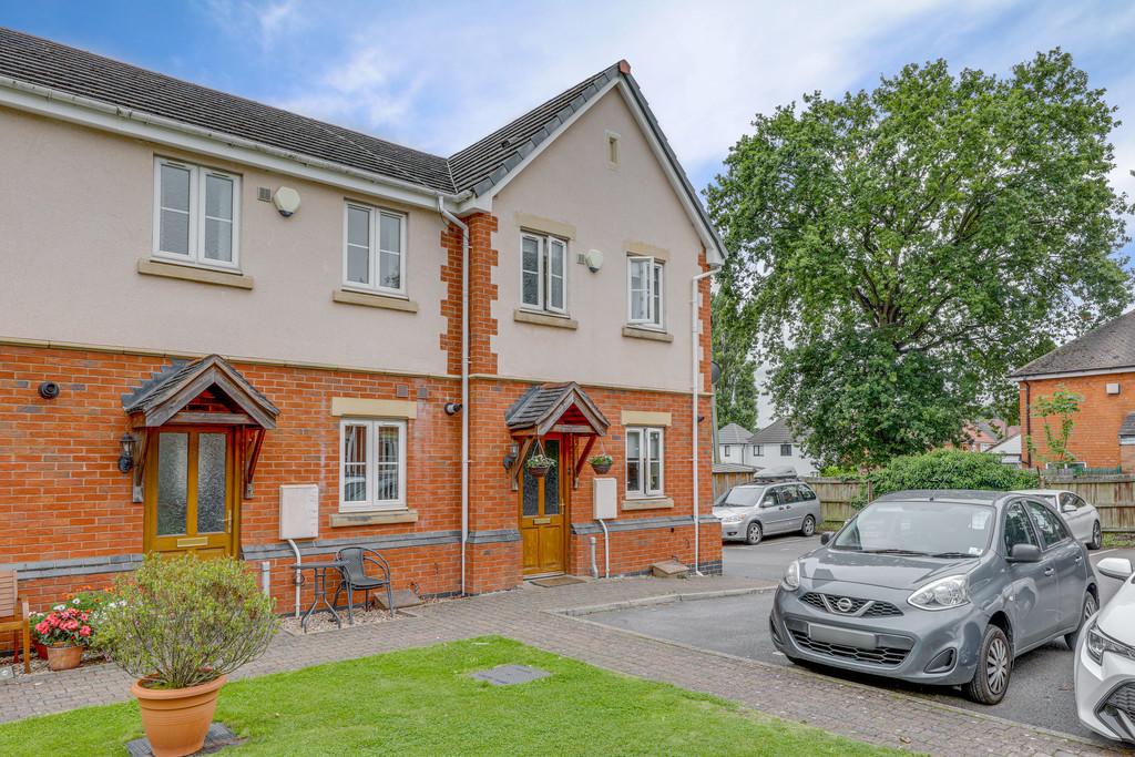 Scott Road, Solihull 2 bed end of terrace house £225,000