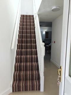 1 bedroom in a house share to rent, Cheriton Avenue, Ilford, Essex