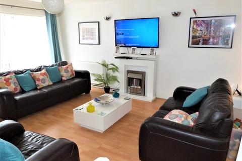 6 Valley Close, Waltham Abbey, EN9 2DU