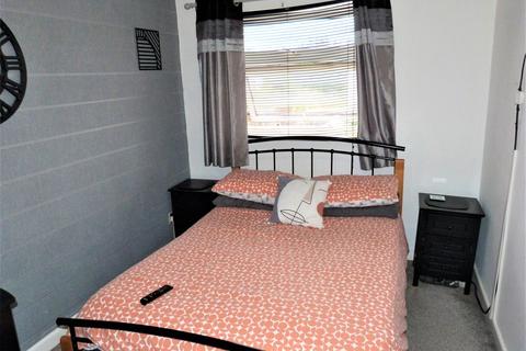6 Valley Close, Waltham Abbey, EN9 2DU
