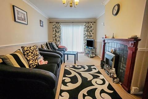 6 Akrill Close, West Bromwich, B70 9SU