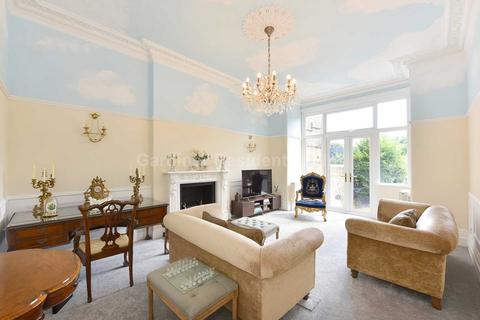 99 Gordon Road, London, W13 8PR