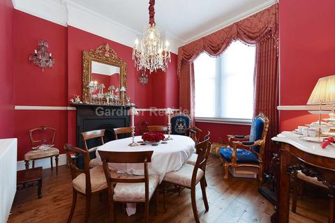99 Gordon Road, London, W13 8PR