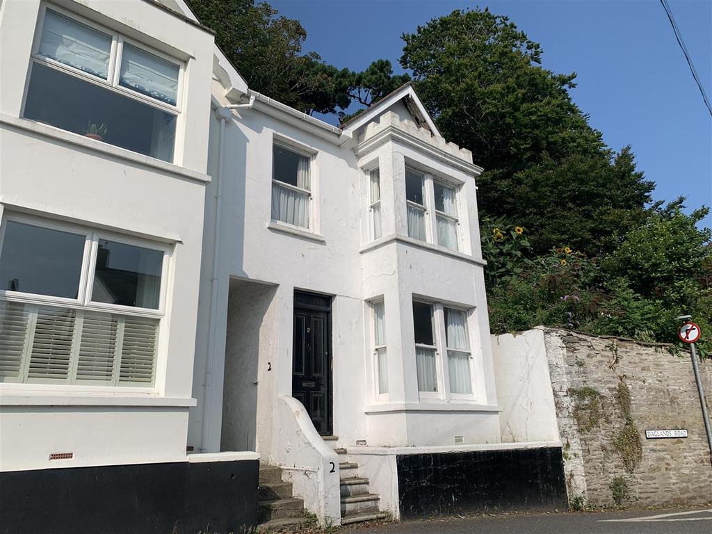 Front Property 2.JPG