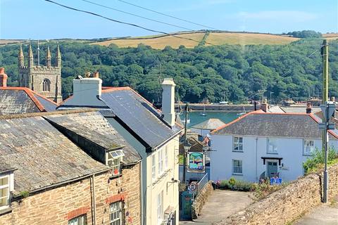 2 Daglands Road, Fowey, PL23 1JL