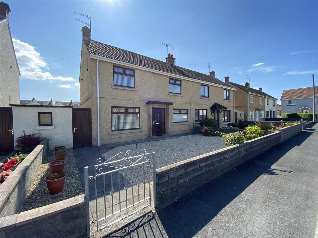 Iscoed, Llanelli 3 bed semidetached house £139,995