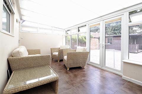 21 Dalmeny Road, Erith, DA8 1JX