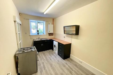 178 Lowergate, Huddersfield, HD3 4EP