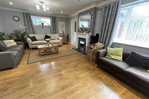 16 Torcross Close, Glenfield, Leicester, LE3 8AP