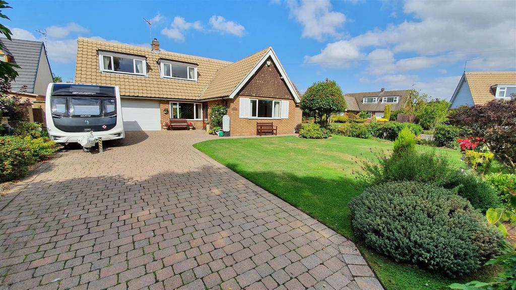 Conery Lane, Whatton, Nottingham 3 bed detached bungalow £435,000