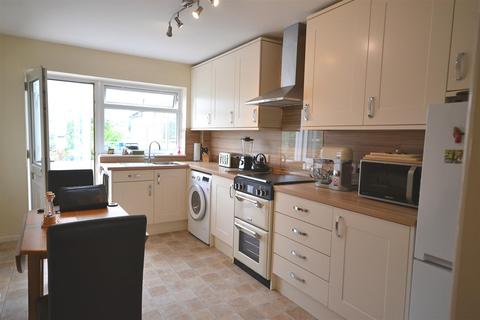 45 Broadmead, Broadmayne, Dorchester, DT2 8EE