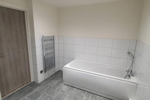 2 bedroom flat to rent, Conditioning House, Bradford, BD1