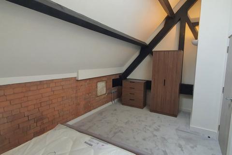 2 bedroom flat to rent, Conditioning House, Bradford, BD1