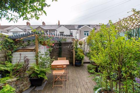 11a Lower Cathedral Road, Cardiff, CF11 6LU