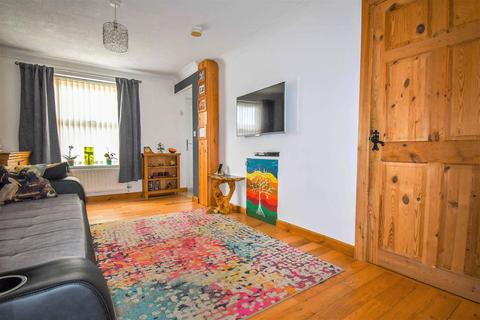 62 Bowmont Way, Kingswood, Hull, HU7 3HL
