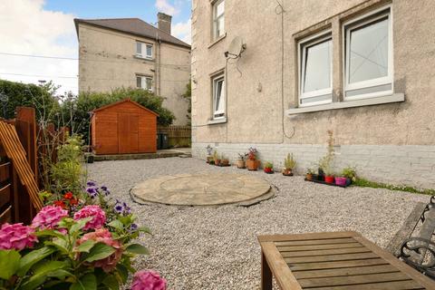 8/2 Restalrig Crescent, Edinburgh, EH7 6EX