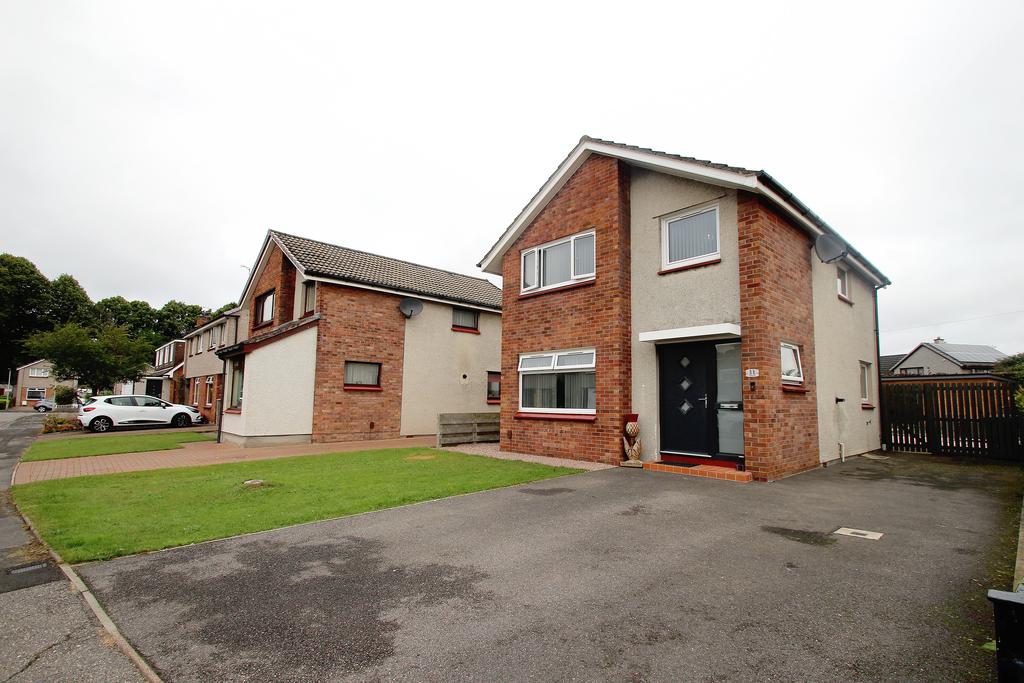 11 Cuthbert Road, INVERNESS, IV2 3RU 3 bed detached villa £215,000