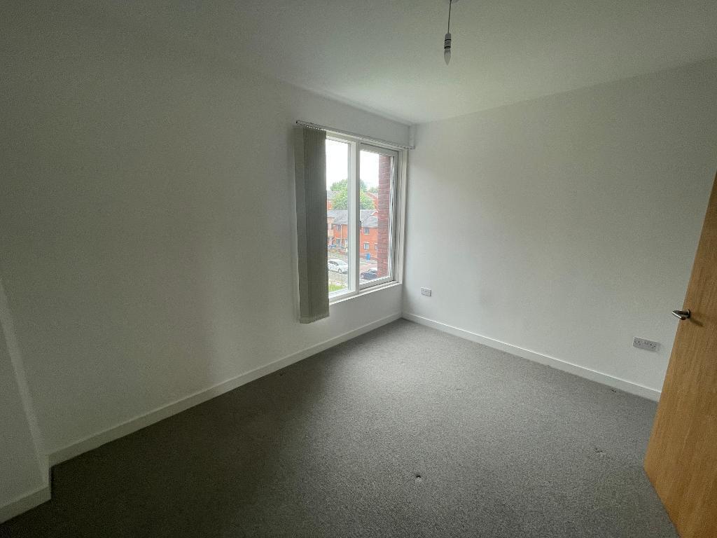 House in Manchester, First Street, Hulme - View 3
