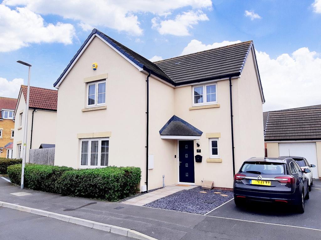 Mendip Road, WestonSuperMare, BS23 4 bed detached house £350,000