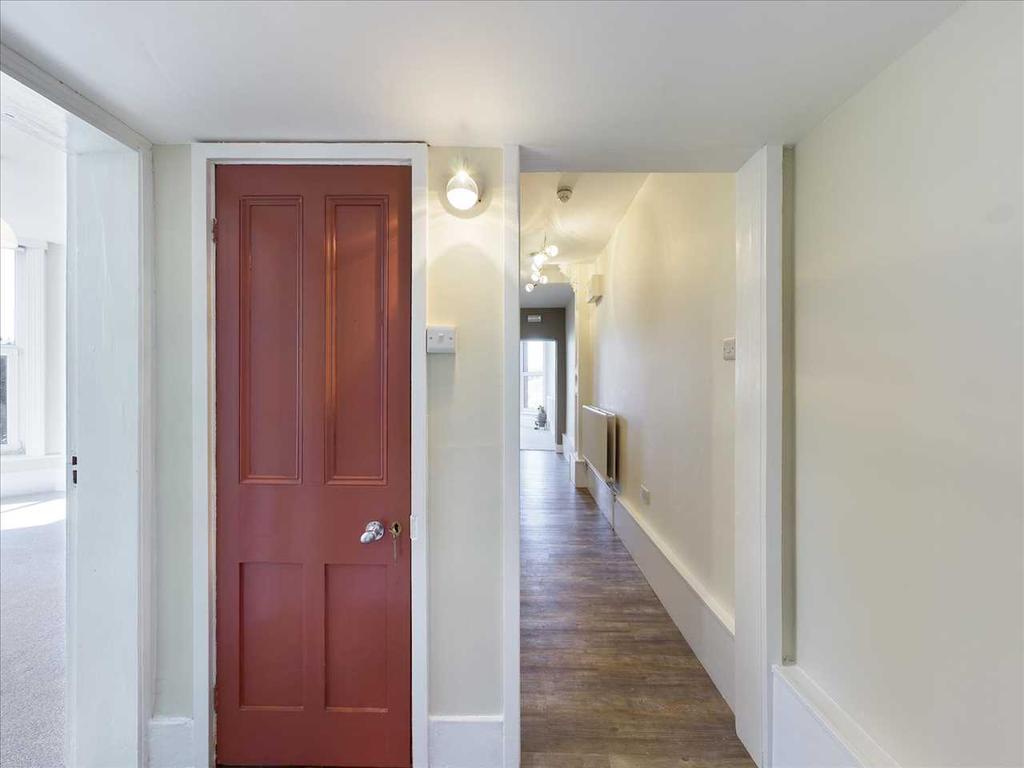 Inner Hall Area