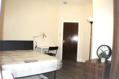 4 bedroom ground floor flat to rent, N4, MANOR HOUSE - GROUND FLOOR FLAT