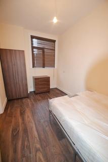 2 bedroom flat to rent, N4, HARRINGAY - 2 BEDROOM APARTMENT