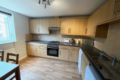 2 bedroom flat to rent, Dicksonfield, Leith, Edinburgh, EH7
