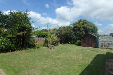 22 Barton Way, Barton On Sea, New Milton, BH25 7JN