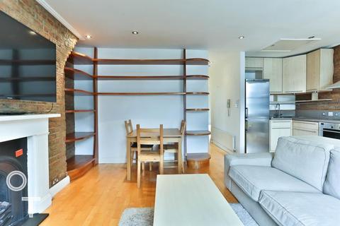 6d Willoughby Road, London, NW3 1SA