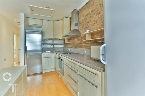 6d Willoughby Road, London, NW3 1SA