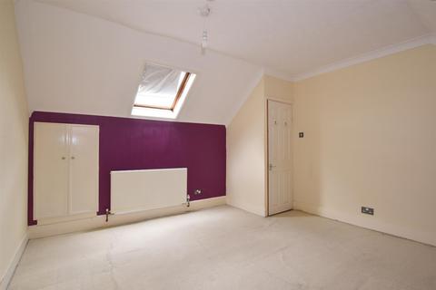 1d Longley Road, Rochester, ME1 2HD