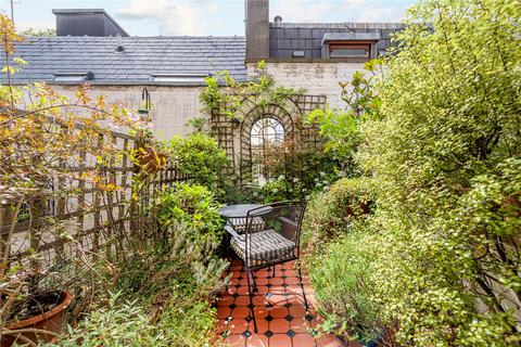 7 Albion Street, London, W2 2AS