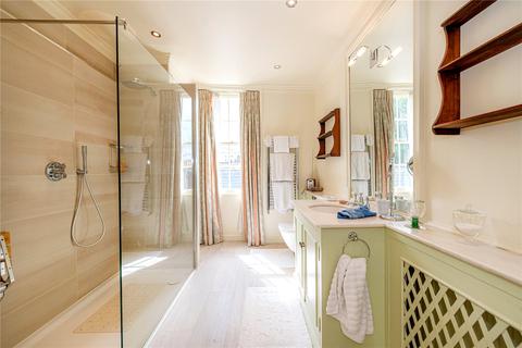 7 Albion Street, London, W2 2AS