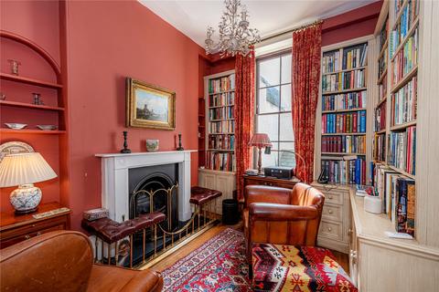 7 Albion Street, London, W2 2AS