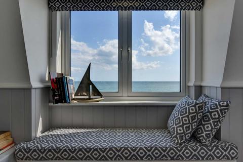 undefined, Brighton Road, Lancing