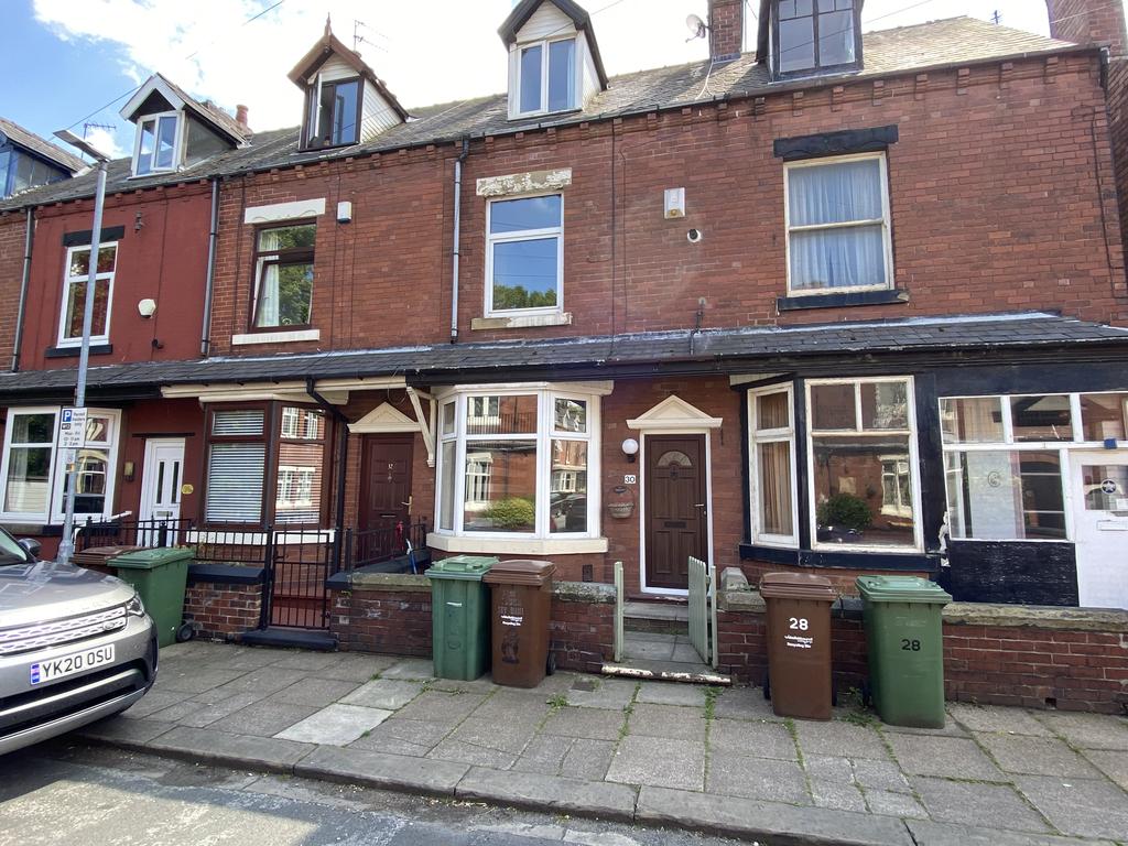 Horne Street, Thornes, Wakefield, WF2 4 bed terraced house £165,000