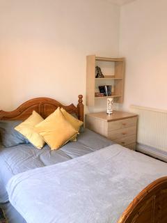 1 bedroom in a house share to rent, 250 Kingsbury Road, Erdington, Birmingham, West Midland, B23 8QY