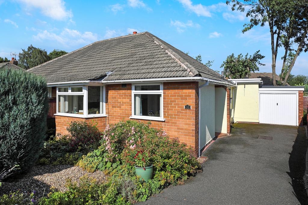 Woolgreaves Drive, Sandal, Wakefield, WF2 2 bed bungalow £239,950