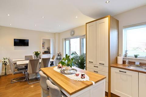 46 Eton Walk, Wakefield, WF1 2FE