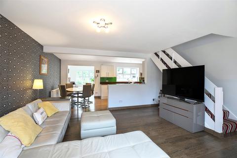 40 Millcroft, Lofthouse, Wakefield, WF3 3TH