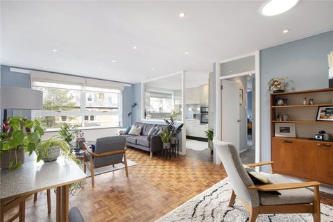 8, Spire Court Onslow Road, Richmond, TW10 6QG