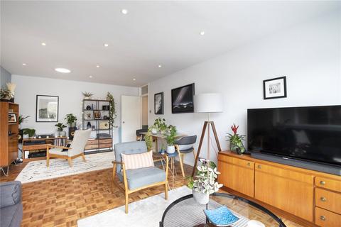 8, Spire Court Onslow Road, Richmond, TW10 6QG