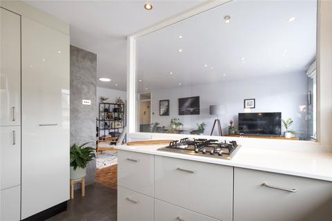 8, Spire Court Onslow Road, Richmond, TW10 6QG