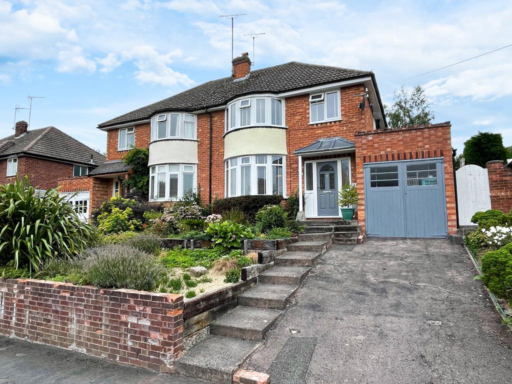 Moreland Avenue, Off Aylestone Hill, Hereford 3 bed semidetached house £290,000