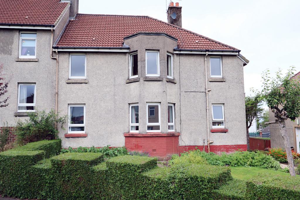 Bellfield Crescent, Barrhead, Glasgow, G78 3 bed flat £95,000
