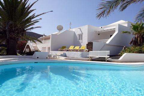5 bedroom villa, Playa Blanca, Lanzarote, Canary Islands