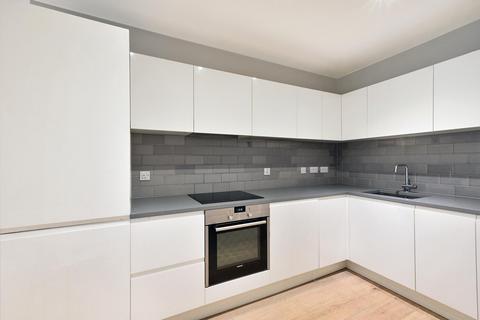 1 bedroom apartment to rent, Pendant Court, Royal Wharf, London, E16