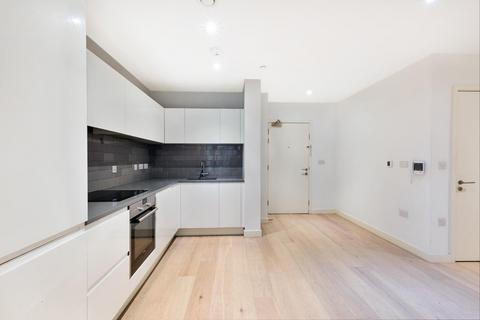 1 bedroom apartment to rent, Pendant Court, Royal Wharf, London, E16